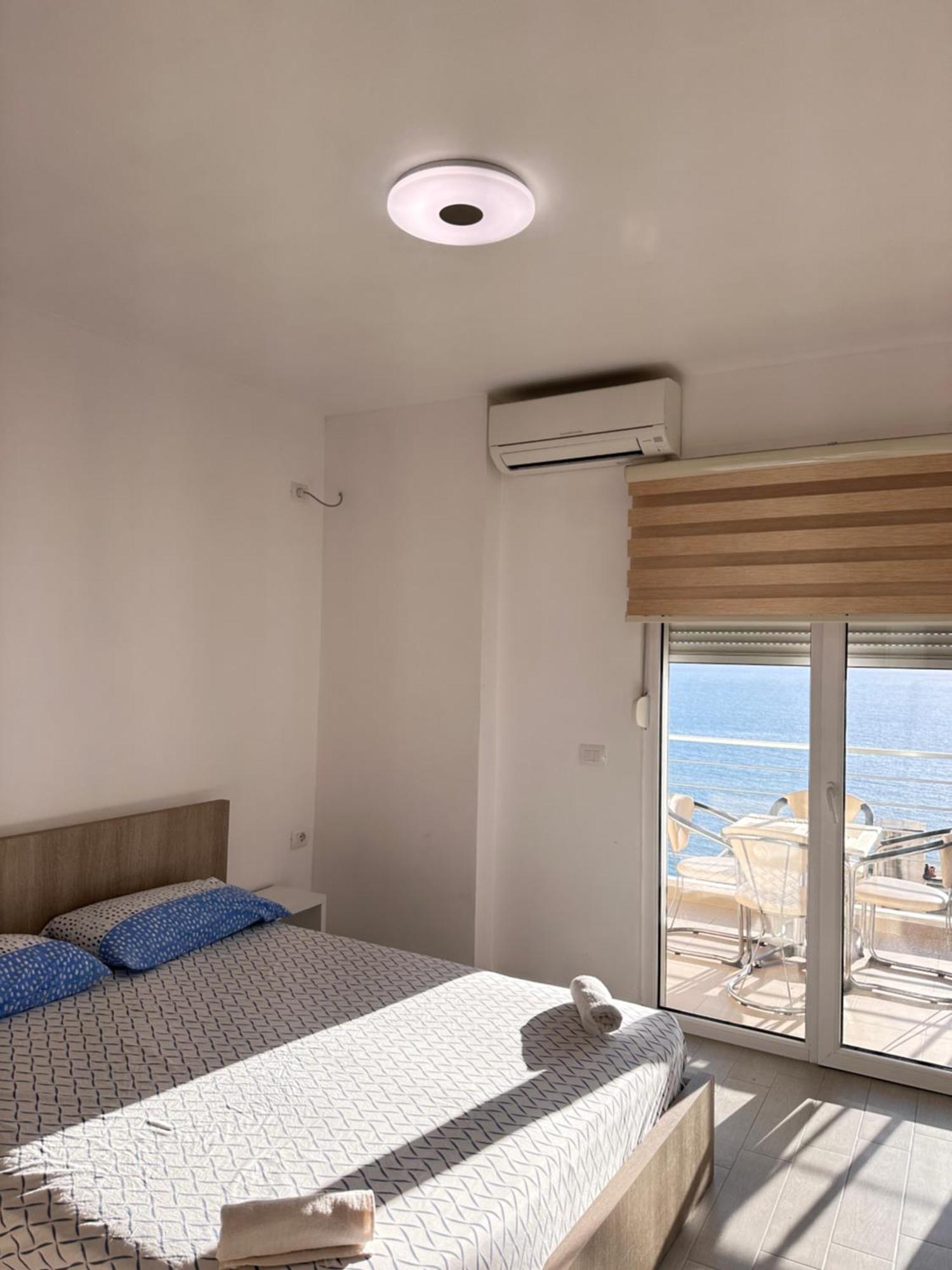 Rose Sea View Apartment Sarandë Eksteriør billede